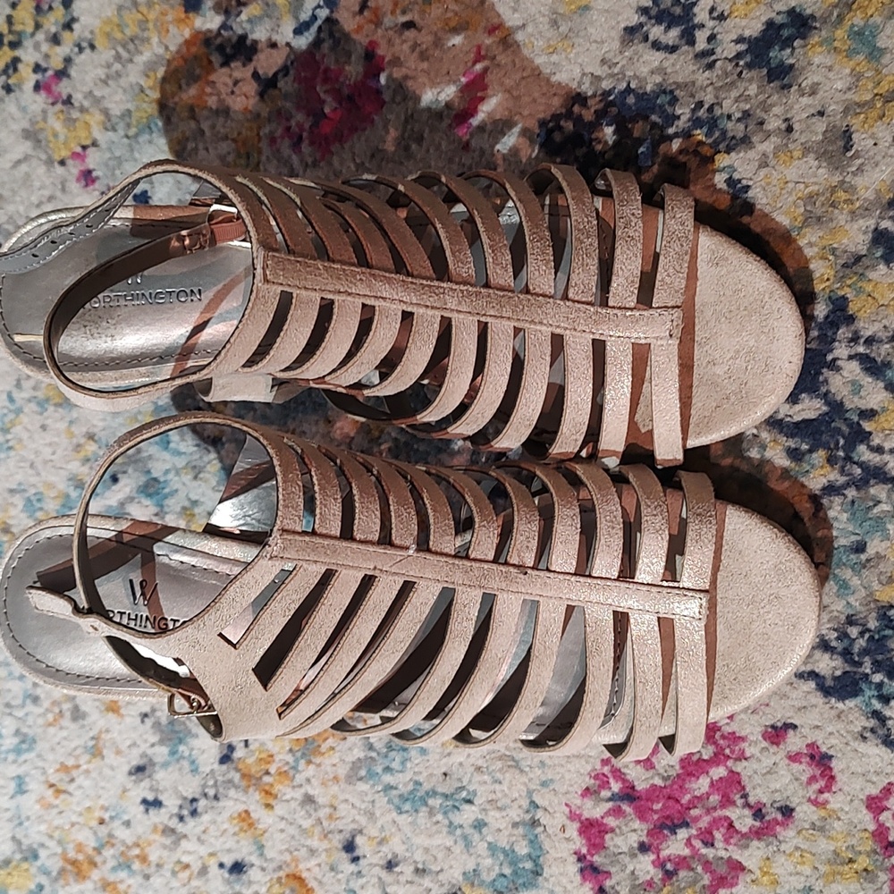 3¾" heels - Picture 4 of 4